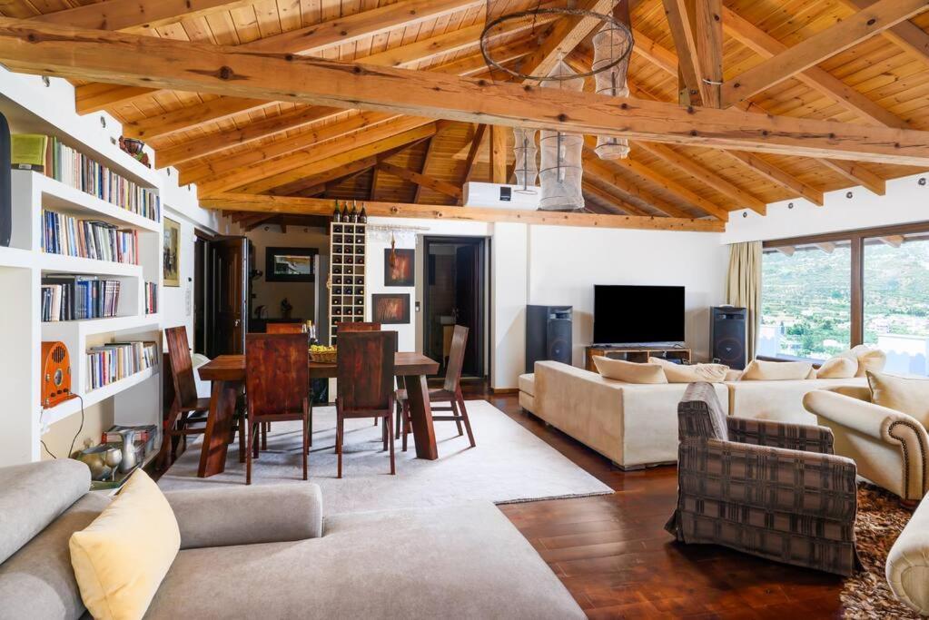 The Loft Apartment *
